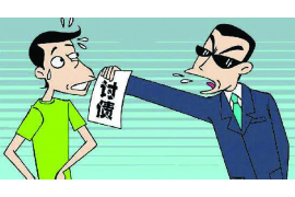结婚情敌上门讨债：一场意外的家庭风波