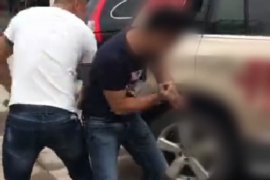 怎么跟老赖熟人要账：巧妙沟通，维护权益